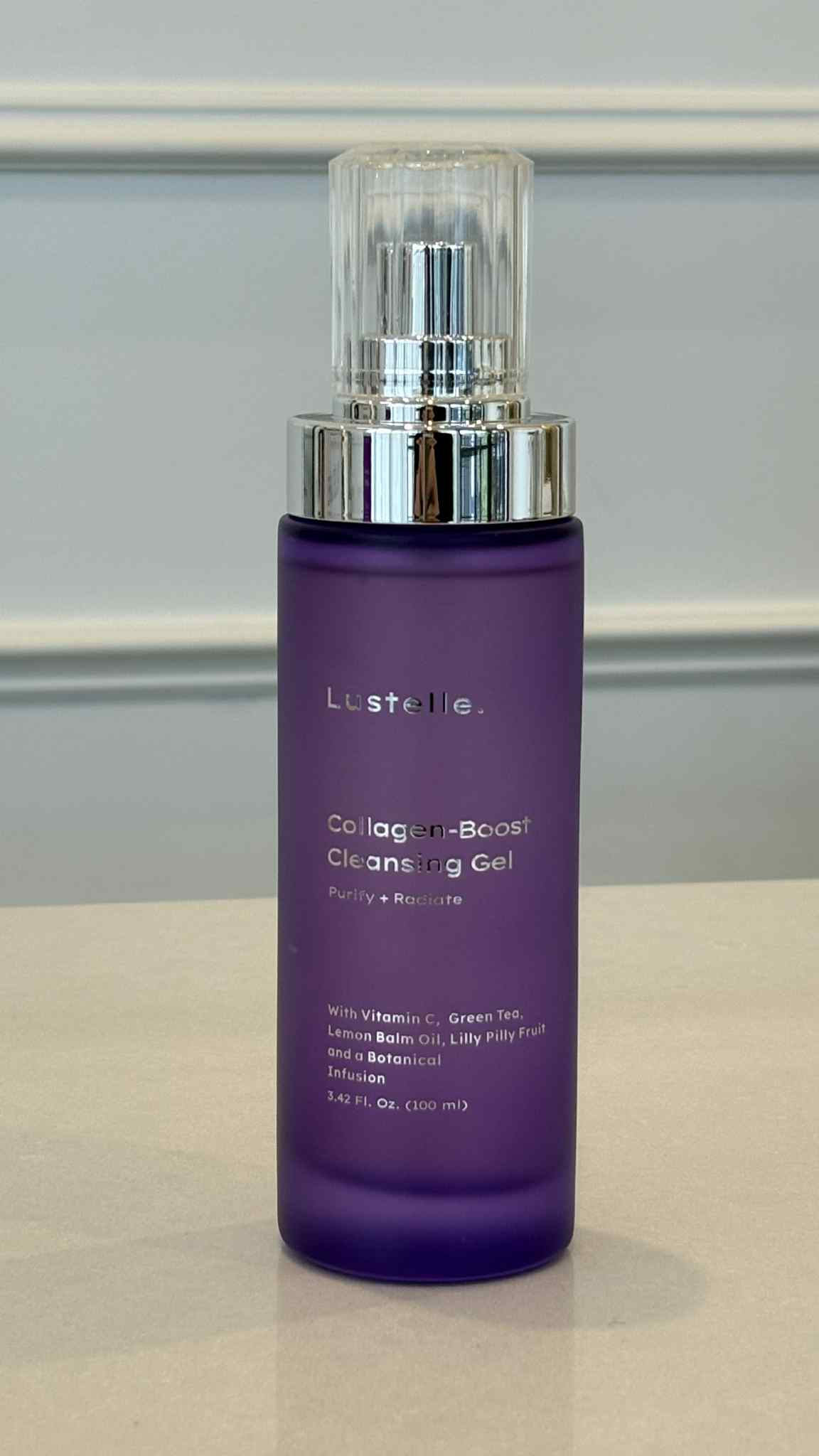 Load image into Gallery viewer, Lustelle Antioxidant Gel Cleanser – Gentle. Nourishing. Protective.
