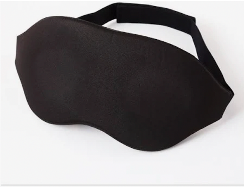 Luxury Sleep Mask – Experience Deep, Uninterrupted Sleep